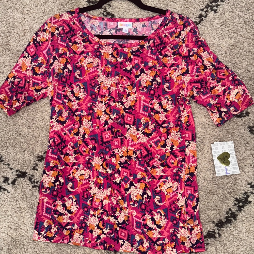 Size Large LulaRoe GIGI style Vibrant Pink Patterned Women's Top-NWT
